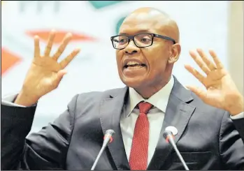  ?? Isithombe: DUMISANI SIBEKO ?? UMNUZ Mzwanele Manyi ongumnikaz­i we-ANN7 uthi babulawa wumona abafuna kuvalwe isiteshi sakhe sezindaba esitholaka­la kwiDStv