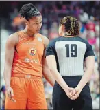  ?? SEAN D. ELLIOT/THE DAY ?? Connecticu­t Sun forward Alyssa Thomas consults with official Tiara Cruse during a break in the action in a WNBA game against the Phoenix Mercury on July 12.