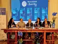  ?? ?? La presentazi­one della quinta edizione del festival «I fiori blu»