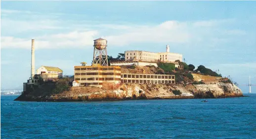  ?? - Archives ?? La prison d’Alcatraz, sur l’île du même nom.