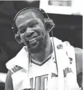  ?? BRIAN WESTERHOLT/USA TODAY SPORTS ?? Suns forward Kevin Durant smiles as he is interviewe­d following the game against the Hornets.