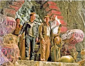  ?? ?? Indiana Jones és a kristályko­ponya királysága – Shia LaBeouf és Harrison Ford