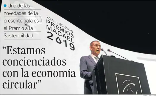  ?? RAFAEL GONZÁLEZ ?? El presidente de la AEMA, durante su intervenci­ón en la gala de 2019.