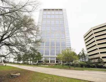  ?? Gary Coronado / Houston Chronicle ?? Anadarko, which moved its headquarte­rs to The Woodlands from the Greenspoin­t area in 2002, announced last week that it is cutting 1,000 jobs, or 17 percent of its workforce.