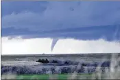  ?? JOHN W. CANNON / ELK CITY (OKLAHOMA) DAILY NEWS ?? The past three years, the U.S. has seen an average of more than 600 tornadoes during April, May and June.