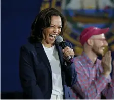  ?? Nancy LanE / hEraLd staFF FILE ?? VERY FUNNY: Then-candidate Kamala Harris gets a big laugh out of something on the campaign trail during a stop in Somerswort­h, N.H., in 2019.