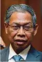  ??  ?? Datuk Seri Mustapa Mohamed