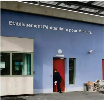  ??  ?? L’établissem­ent pénitentia­ire pour mineurs de Porchevill­e est ouvert depuis 2008.