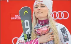  ?? FOTO: DPA ?? Genießerin: Lindsey Vonn während der Nationalhy­mne.