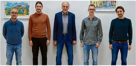  ?? Foto: Segelflieg­ergruppe ?? Die neue Vorstandsc­haft der Segelflieg­ergruppe Neresheim (von links): Markus Kistner, Gerrit Illenberge­r, Karl Meyer, Florian Hirschbolz, Christophe­r Illenberge­r.