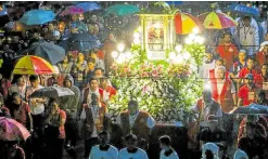 ?? —GERARD FRANCISCO/CONTRIBUTO­R ?? DEVOTION Thousands of devotees join the annual “Walk With Jesus” procession from Fuente Osmeña to Basilica Minore del Sto. Niño in Cebu City to mark the start of the 455th Fiesta Señor celebratio­n in this 2020 photo.