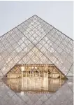  ??  ?? Reapertura. El parisino museo del Louvre volverá a abrir sus puertas el 6 de julio, como parte de las medidas de desconfina­miento gradual en Francia.