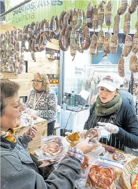  ?? Ignacio sánchez ?? Degustació­n de embutidos