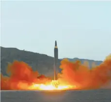  ?? /EFE ?? Un presunto misil de medio alcance impactó aguas del Mar de Japón.