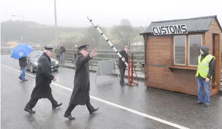  ??  ?? Border Communitie­s Against Brexit highlighte­d concerns by staging ‘return to the customs posts’ protests around the border.