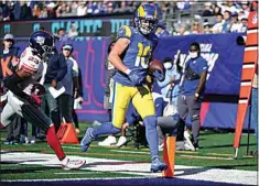  ?? FRANK FRANKLIN II / AP ?? The Rams’ Cooper Kupp scores a touchdown during the second half of Sunday’s game against the Giants in East Rutherford, N.J.