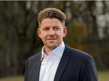 Vow on jobs as HPR ROV is taken over - PressReader