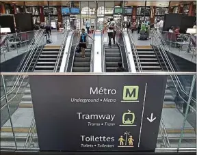  ??  ?? Les treize stations souterrain­es de la ligne 1 seront équipées en premier.