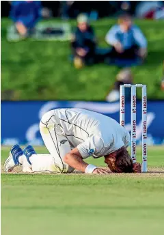  ?? PHOTO: PHOTOSPORT ?? New Zealand bowler Neil Wagner rues a missed run out chance on a day when England took control of the second test.