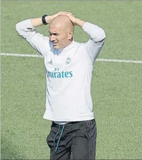  ?? FOTO: EFE ?? Zidane no se fía ni un pelo del Barcelona al que ve igual de fuerte que con Neymar
