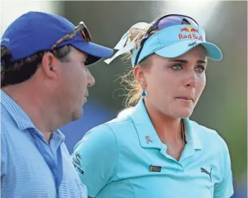  ?? GARY A. VASQUEZ, USA TODAY SPORTS ?? Lexi Thompson, right, was assessed a four-stroke penalty after a viewer noticed a violation.