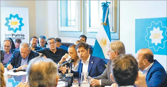  ?? PRENSA BLOQUE UXP ?? JUNTOS. Esta semana los gobernador­es se juntaron con los diputados y senadores para delinear la estrategia contra el DNU.