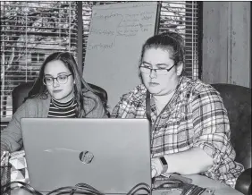  ?? FRAM DINSHAW/TRURO NEWS ?? Students Jenny Richard, left, and Barb Pratt, team members taking part in Challenge Nova Scotia, must answer a question on how best to support business innovators. The solution put forward by their team in Truro is o ering resources such as o ce space to new entreprene­urs at NSCC campuses across the province. From left: Jenny Richard and Barb Pratt.