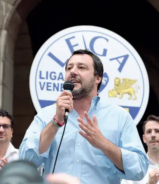  ??  ?? A VicenzaMat­teo Salvini, segretario della Lega e vice premier, durante un comizio per le Comunali