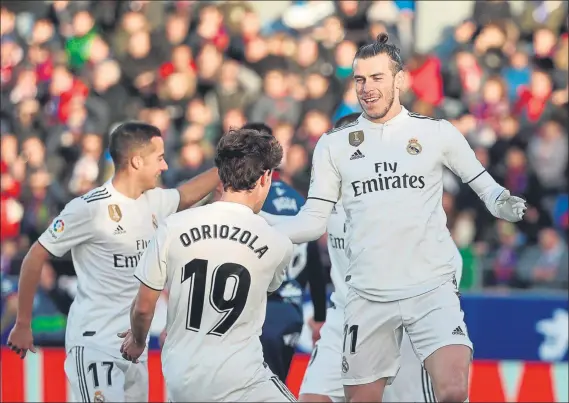  ?? FOTO: EFE ?? Gareth Bale marcó el gol del Real Madrid que le dio el triunfo en Huesca. Una victoria blanca en un mal partido de los de Santiago Solari