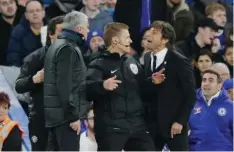  ?? Jose Mourinho (L) and Antonio Conte (R) being stopped by a reserve referee from physical confrontat­ion during one of their previous encounters. ??