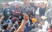  ??  ?? Residents holding a protest outside the police station at Patti in Tarn Taran on Saturday. HT PHOTO