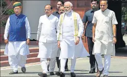  ?? ARVIND YADAV/HT PHOTO ?? ▪ PM Narendra Modi with other BJP leaders at the Parliament House on Wednesday.