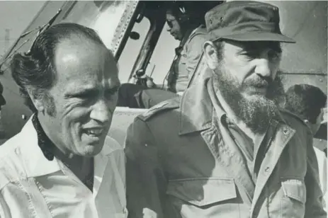  ?? BORIS SPREMO/TORONTO STAR FILE PHOTO ?? Former prime minister Pierre Trudeau, who met Fidel Castro in 1976, was the first NATO leader to visit Cuba.