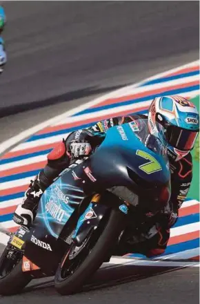  ??  ?? Petronas Sprinta Racing’s Adam Norrodin is currently eighth in the overall Moto3 standings on 16 points.