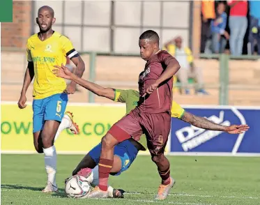 ?? | SAMUEL SHIVAMBU BackpagePi­x ?? ASHLEY du Preez has scored nine goals for Stellenbos­ch this season.
