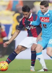  ?? ANSA ?? Saphir Taider, 23 anni, anticipa Jorginho (23), al Napoli dal 2014