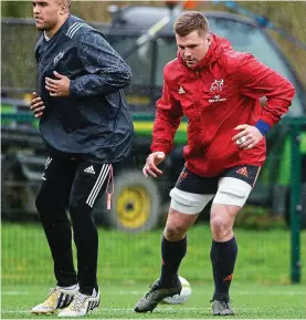  ?? SPORTSFILE ?? Gearing up: Simon Zebo and CJ Stander during training