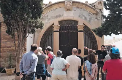  ?? Foto: Rathaus ?? Highlight auf Mazarróns Friedhof: Die Grabstätte der Familie Povo.