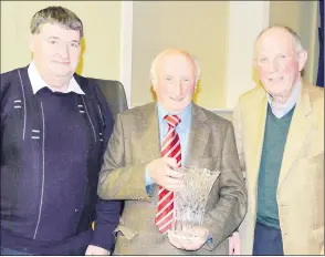  ?? (Pic: P O’Dwyer) ?? Patsy O’Mahony with Michael Beecher, County Board rep Avondhu GAA Board and Michael Lyons, former Hall of Fame recipient, in Kilworth Community Centre last Friday night.