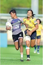  ??  ?? New star Dulani Pallikonda­ge scored two tries in the Women's Plate final