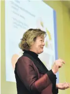  ?? PHOTO: PETER MCINTOSH ?? Sharing . . . Janet Hoek speaking on vaping in Dunedin yesterday.