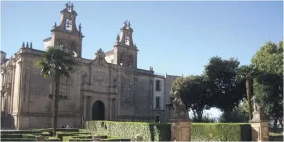  ??  ?? Die Iglesia Santa María ist Úbedas bedeutends­te und zugleich auch sehenswert­este Kirche.