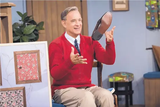  ?? LACEY TERRELL/SONY-TRISTAR PICTURES ?? Tom Hanks as Mister Rogers in a scene from “A Beautiful Day In the Neighborho­od.”