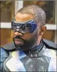  ?? Bob Mahoney CW ?? CRESS WILLIAMS in a new episode of “Black Lightning” on the CW.