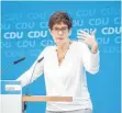  ?? FOTO: DPA ?? Zurückhalt­end: CDU-Generalsek­retärin Annegret Kramp-Karrenbaue­r.