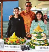  ??  ?? (L-R) H.E. Indonesian Ambassador Johny Lumintang with the Royal Thai Embassy’s Minister and Deputy Chief of Mission Urawadee Sriphiromy­a, and Ms. Millie Dizon, SM Senior Vice President for Marketing Communicat­ions.