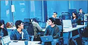  ?? ?? The share of female employees at top 4 IT firms remained same over the past year, but their absolute number fell by 22,498.