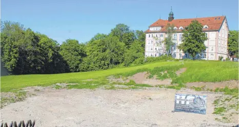  ?? FOTO: HOG ?? Die Einfahrt in das Gebiet des Bebauungsp­lans mit dem Pflegeheim Maria Hilf als östliche Begrenzung des Plangebiet­s.