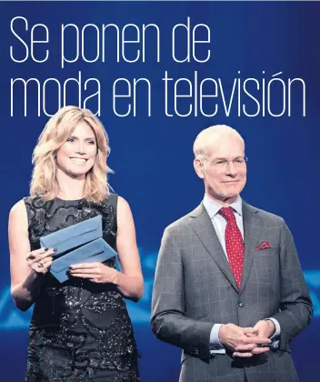  ??  ?? Retirada de las pasarelas, Heidi Klum es la presentado­ra de Project Runaway; Tim Gunn es el mentor de los diseñadore­s.