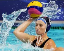  ?? Associated Press ?? Kaleigh Gilchrist scored twice in the United States’ 25-4 win against Japan Saturday.